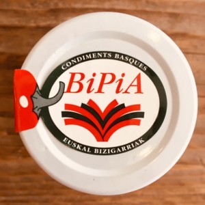 Bipia-Puree mit Piment dEspelette AOP.Deckel